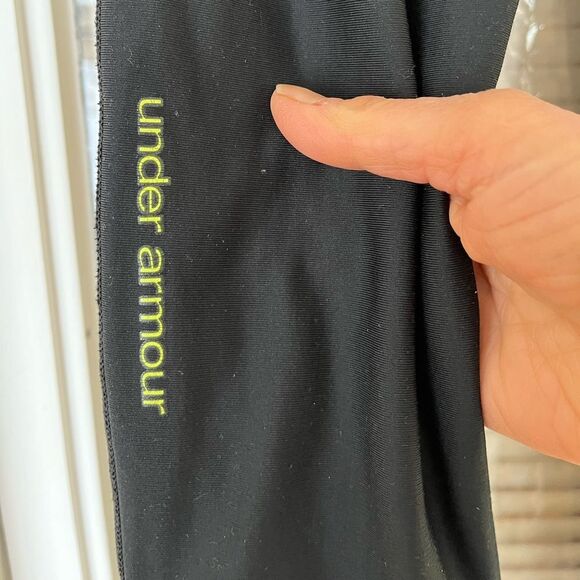 Underarmour black/neon green waist workout pants, neon below knees inserts, SP - Picture 6 of 9